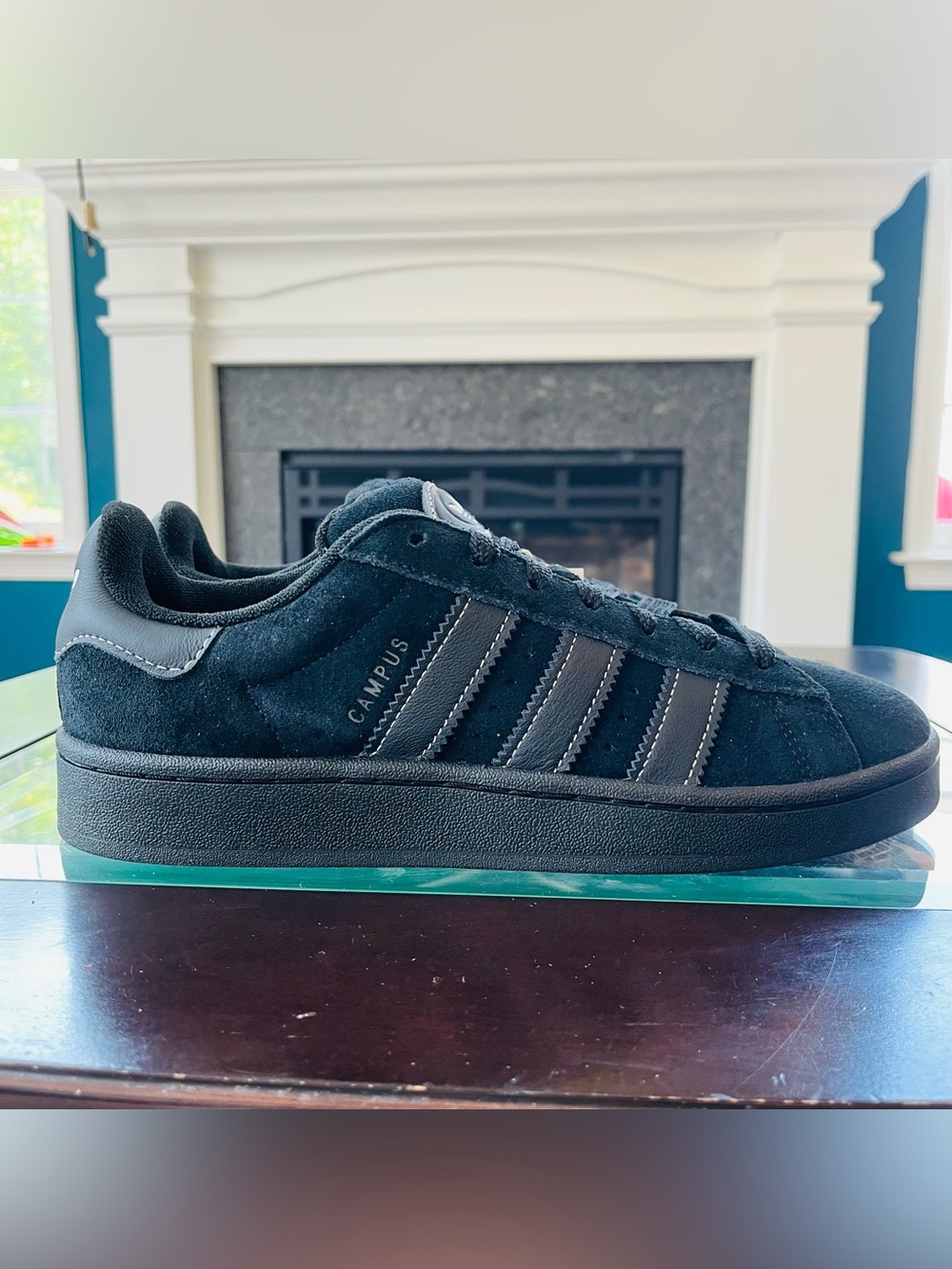 Sz 8.5 Adidas Campus 00s Men’s Sneakers “Core Black Carbon” IF8768